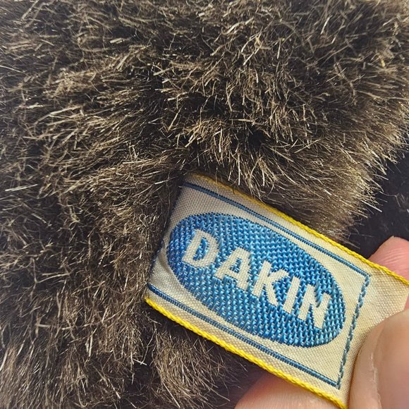 R. Dakin Brown Bear Plush Stuffed Animal Sitting Tan Face Vintage 1984 10" - Picture 8 of 9